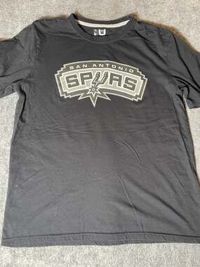 UNK San Antonio Spurs Graphic T-Shirt Black Men's XL
